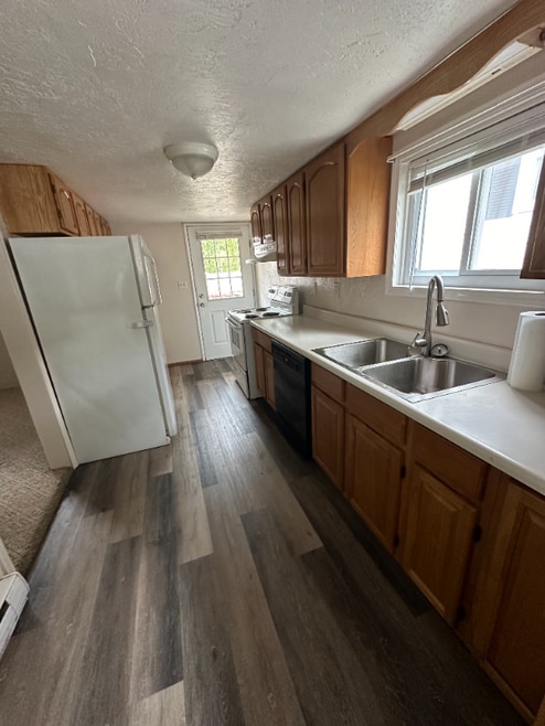 Building Photo - 1773 PA-982