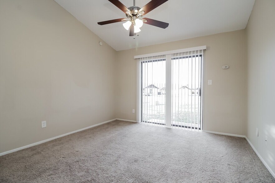 Building Photo - 8611 Drayton Ct