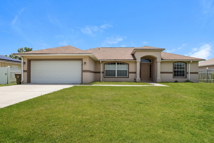 Building Photo - 1120 Roan Ct