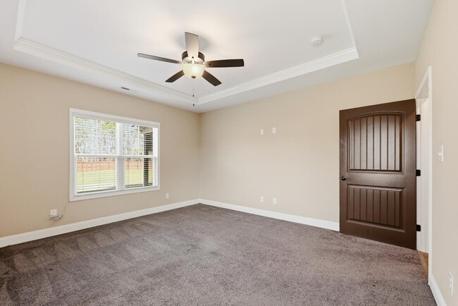 Building Photo - 206 Leland Ln