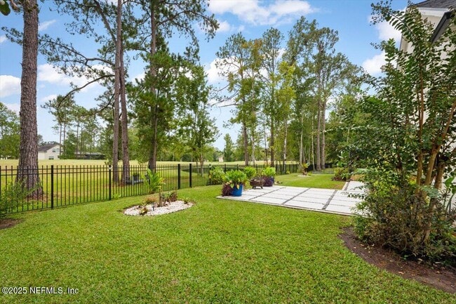 Building Photo - 577 Golden Links Dr