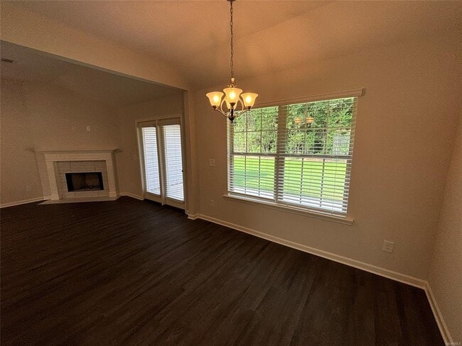 Building Photo - 80 Meadow Walk Ct