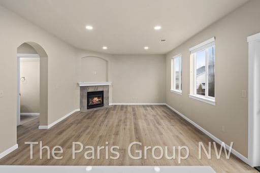 Building Photo - Gorgeous Updated 2012 Covington 4BR – New Paint, Floors, Cabinets, Quartz Counters +++