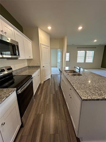 Building Photo - 8229 Pitchfork Dr