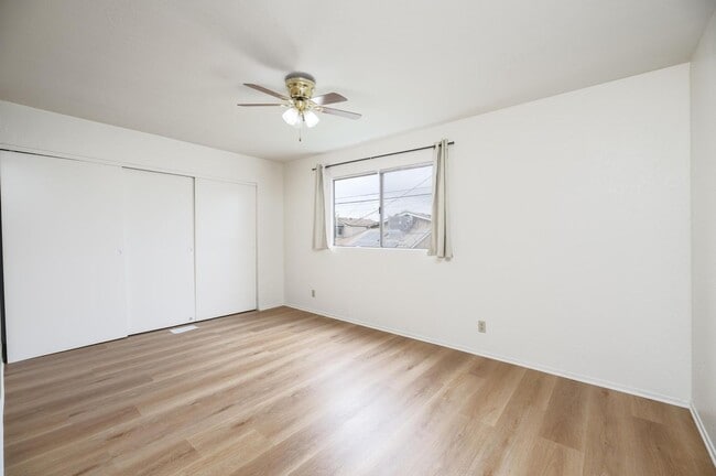 Building Photo - Charming Artesia Gem!