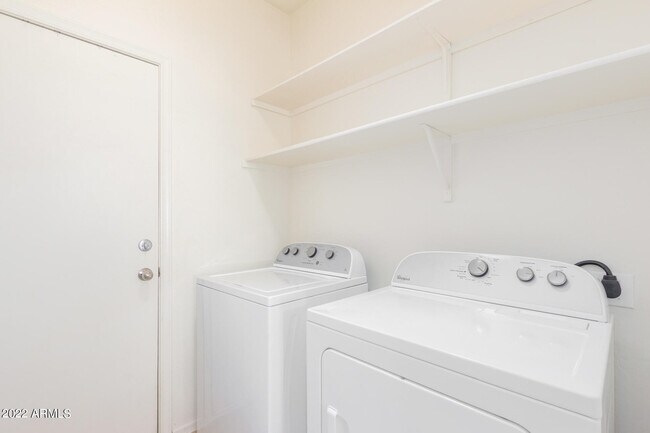 Building Photo - 35634 W Costa Blanca Dr