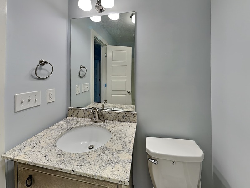 Building Photo - 5465 Red Valley Rd