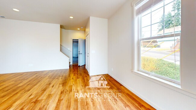 Building Photo - 603 S 3rd Ave SW