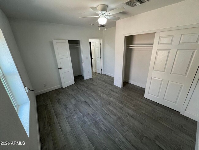 Building Photo - 382 W Cocopah St