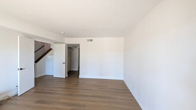 Building Photo - 11485 Cascada Way