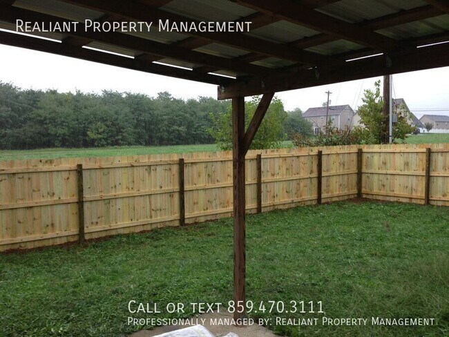 Building Photo - 212 Coburn-