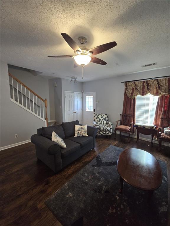 Building Photo - 1090 Kilmington Ct