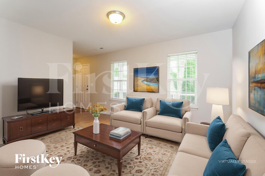 Building Photo - 6600 Maderia Ct