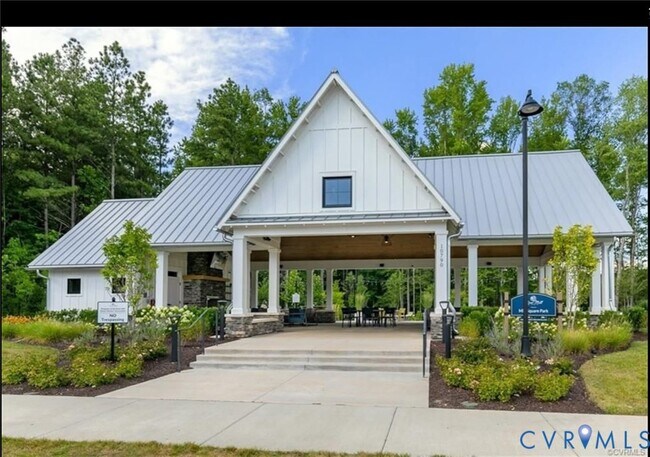 Building Photo - 3011 Farmstead Mill Dr