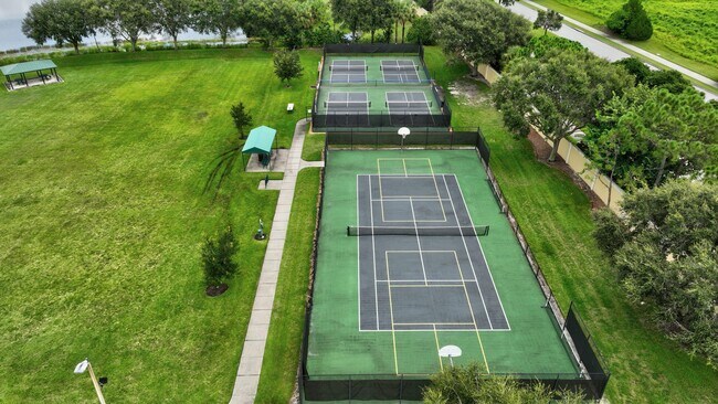 Building Photo - 8908 Champions Way