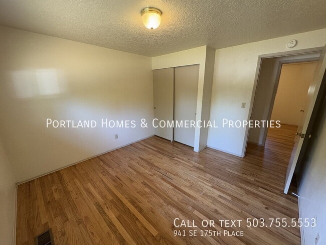 Building Photo - 941 SE 175th Pl