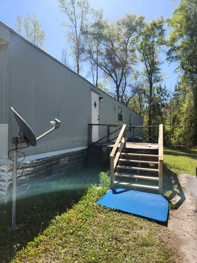 Building Photo - 1027 Aaron Ln