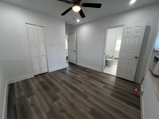 Building Photo - 550 SW 16th Ave