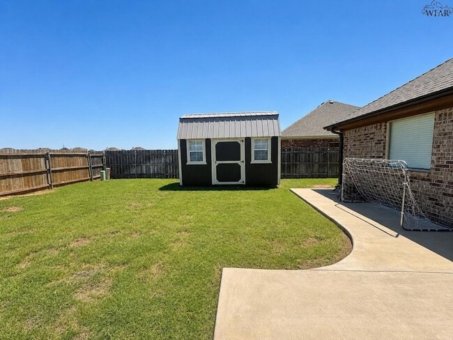 Building Photo - 6206 Talon Trail