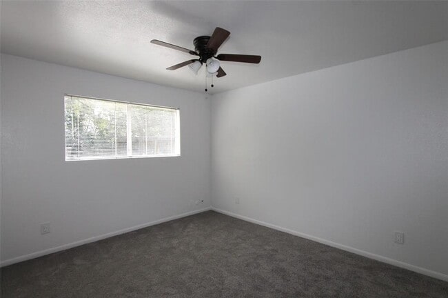 Building Photo - 6612 Tamar Dr
