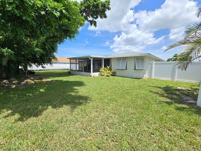 Building Photo - Charming 2 Bed / 2 Bath Home in Venice Gar...
