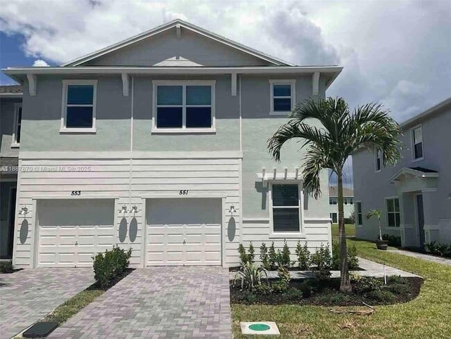 Building Photo - 551 Rivergrass St