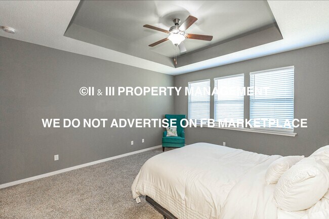 Building Photo - 12566 S Canyon Dr