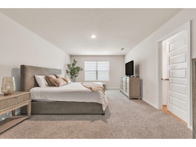 Building Photo - 6726 Sarah Ann Way