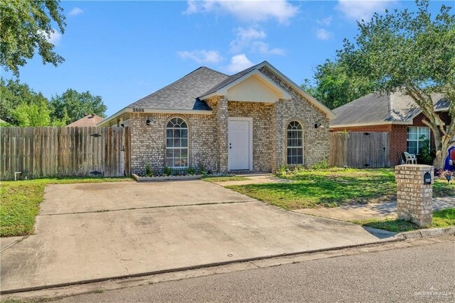 Building Photo - 3808 Toucan Ave