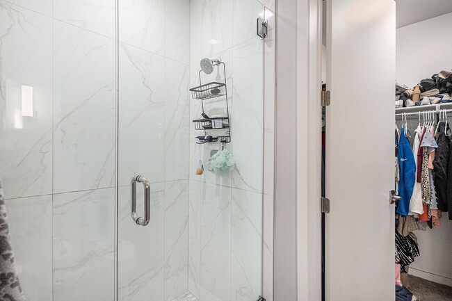 Building Photo - Coming Soon: One-Bedroom, One-Bath Condo i...