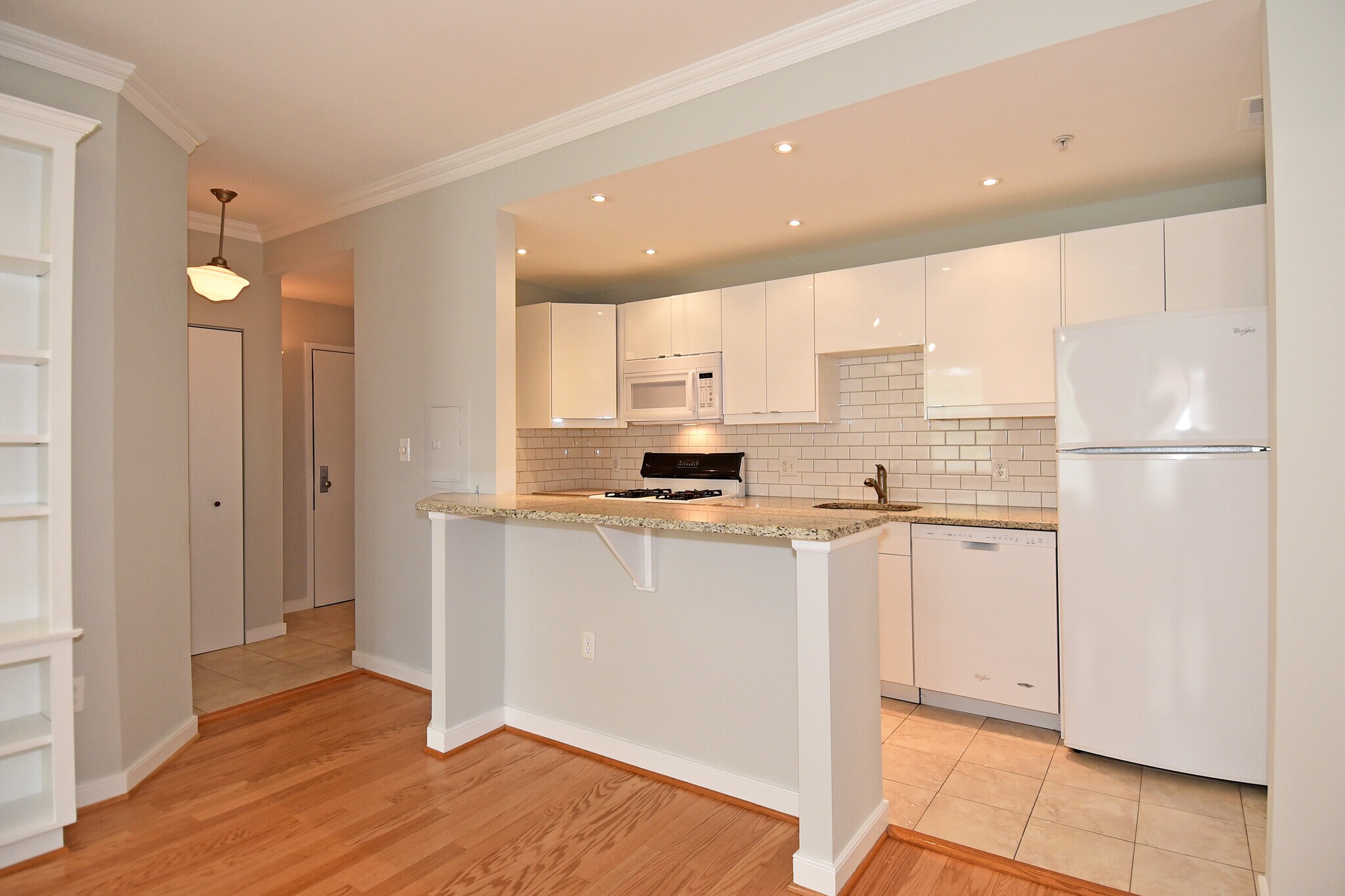 Kitchen/large foyer w/coat closet - 1445 N St NW