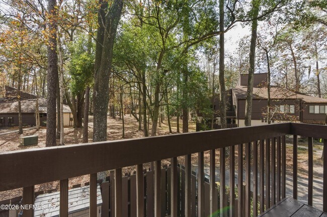 Building Photo - 10407 Big Tree Cir W