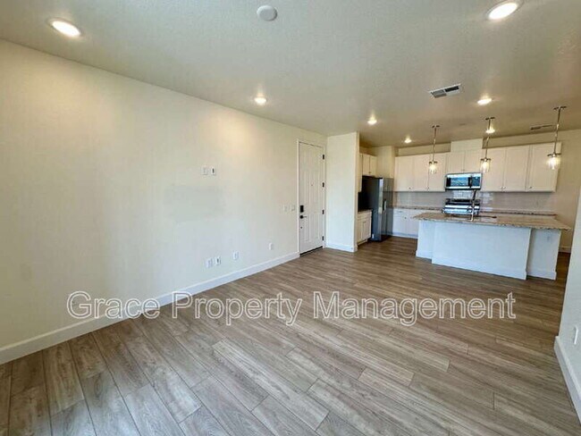 Building Photo - 16841 Askins Lp