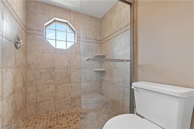Building Photo - 13962 Southampton Dr
