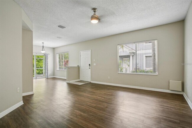 Building Photo - 18181 Paradise Point Dr