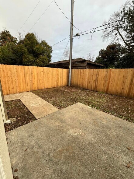 Building Photo - 1710 Scottsdale Way