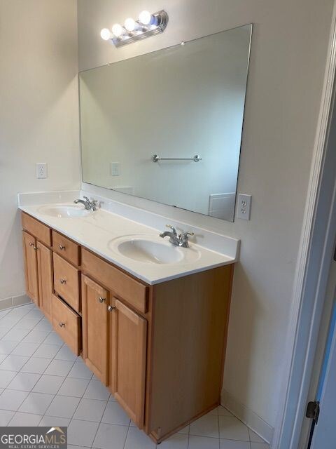 Building Photo - 605 Applegate Ln