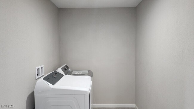 Building Photo - 4712 Kay Pl