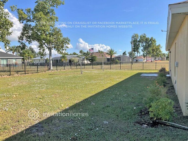 Building Photo - 25442 Doredo Dr
