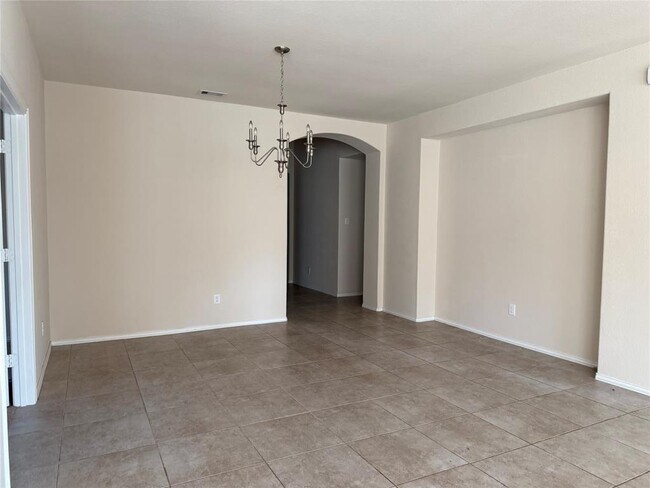 Building Photo - 235 Stoneroller Dr