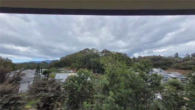 Building Photo - Mililani "Waikalani Woodlands" Newly Remodeled 3 Bedroom 2 Bath.