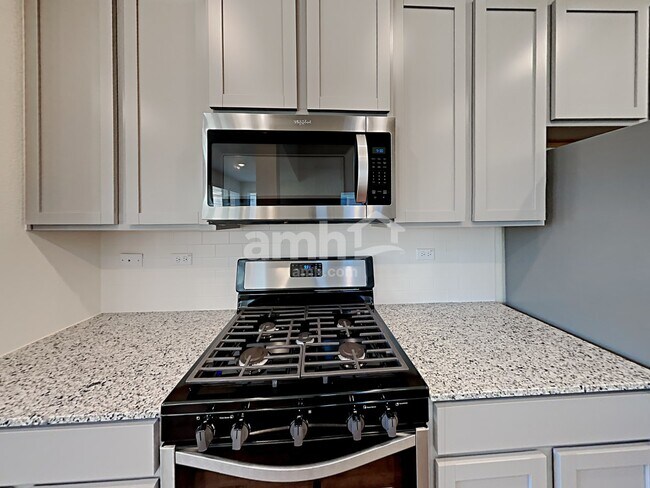 Building Photo - 384 Aspen Waters