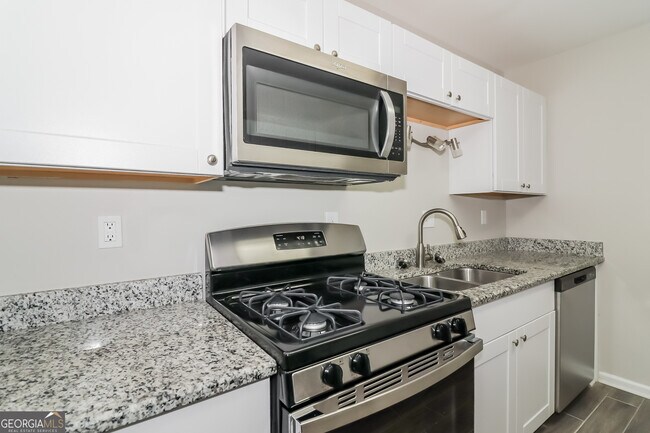 Building Photo - 3196 Warrenton Ct