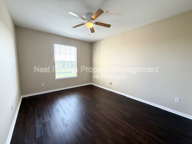 Building Photo - 7801 Point Meadows Dr