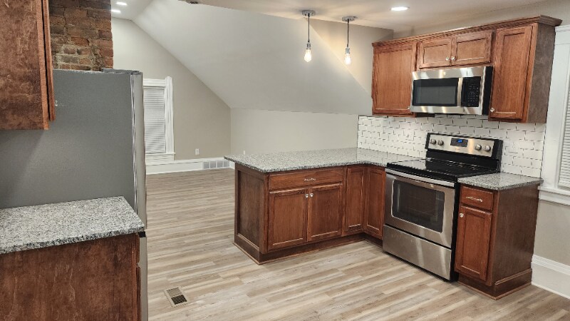 Building Photo - 1301 Buhrer Ave