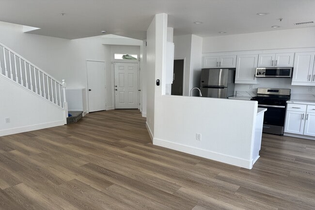 Building Photo - 1817 Calypso Dr