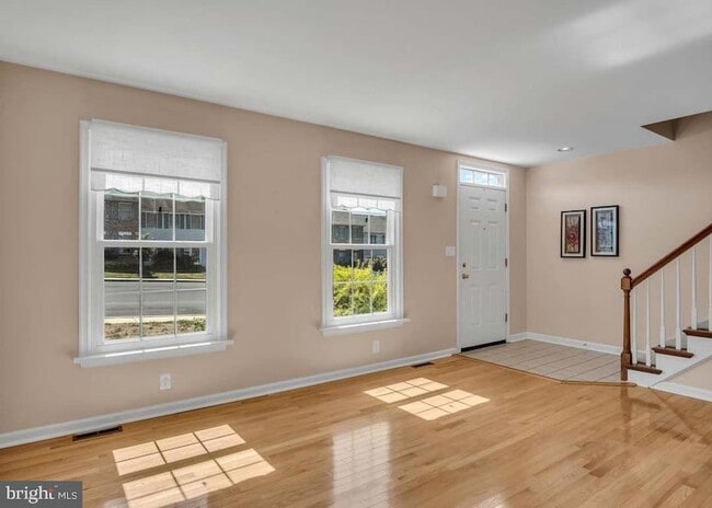 Building Photo - 4178 Kittatinny Dr