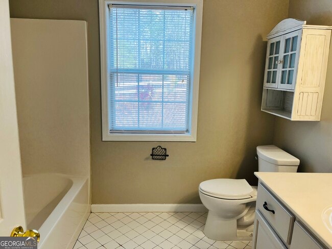 Building Photo - 50 Rock Mill Ct