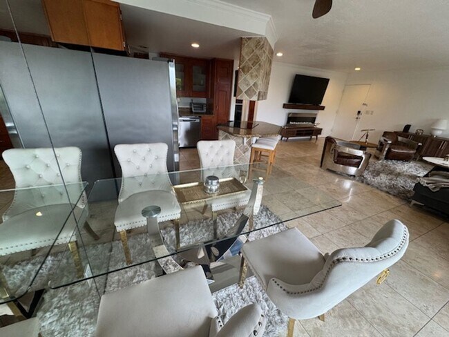 Building Photo - Fully Furnished/Unfurnished Condo for Rent...
