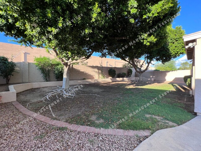 Building Photo - AHWATUKEE LAKEWOOD 3 BEDROOM PLUS LOFT